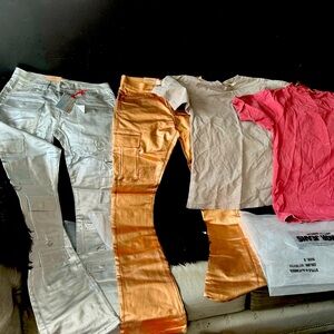 Metallic jeans + Dried tees